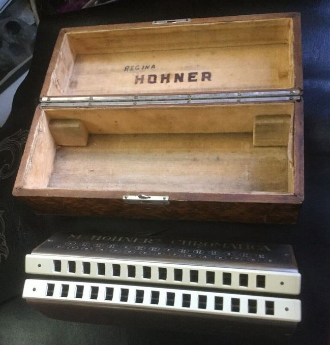 Hohner vintage bass harmonica model 2